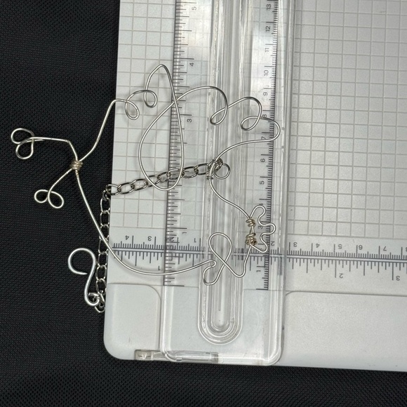 Hand Crafted Silver Wire Chicken Wall Art - Picture 5 of 6